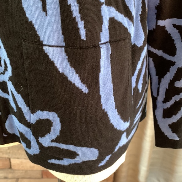 Chico’s size large zip cardigan. Perfect condition. - Picture 2 of 4